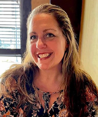 Photo of Suzanne Wiseman