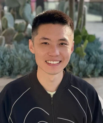 Photo of Liyang Zhang