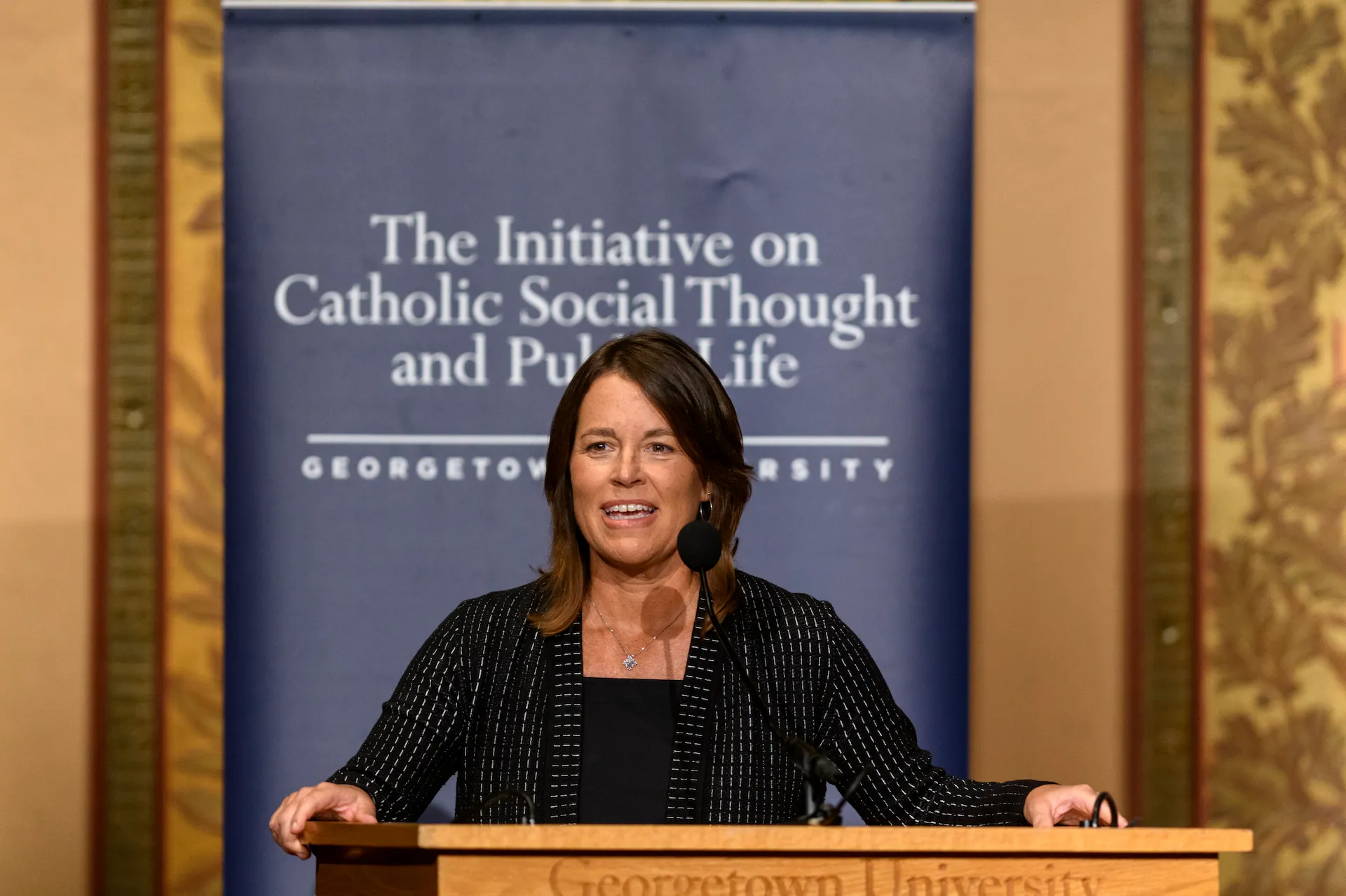 Headshot of Kim Daniels