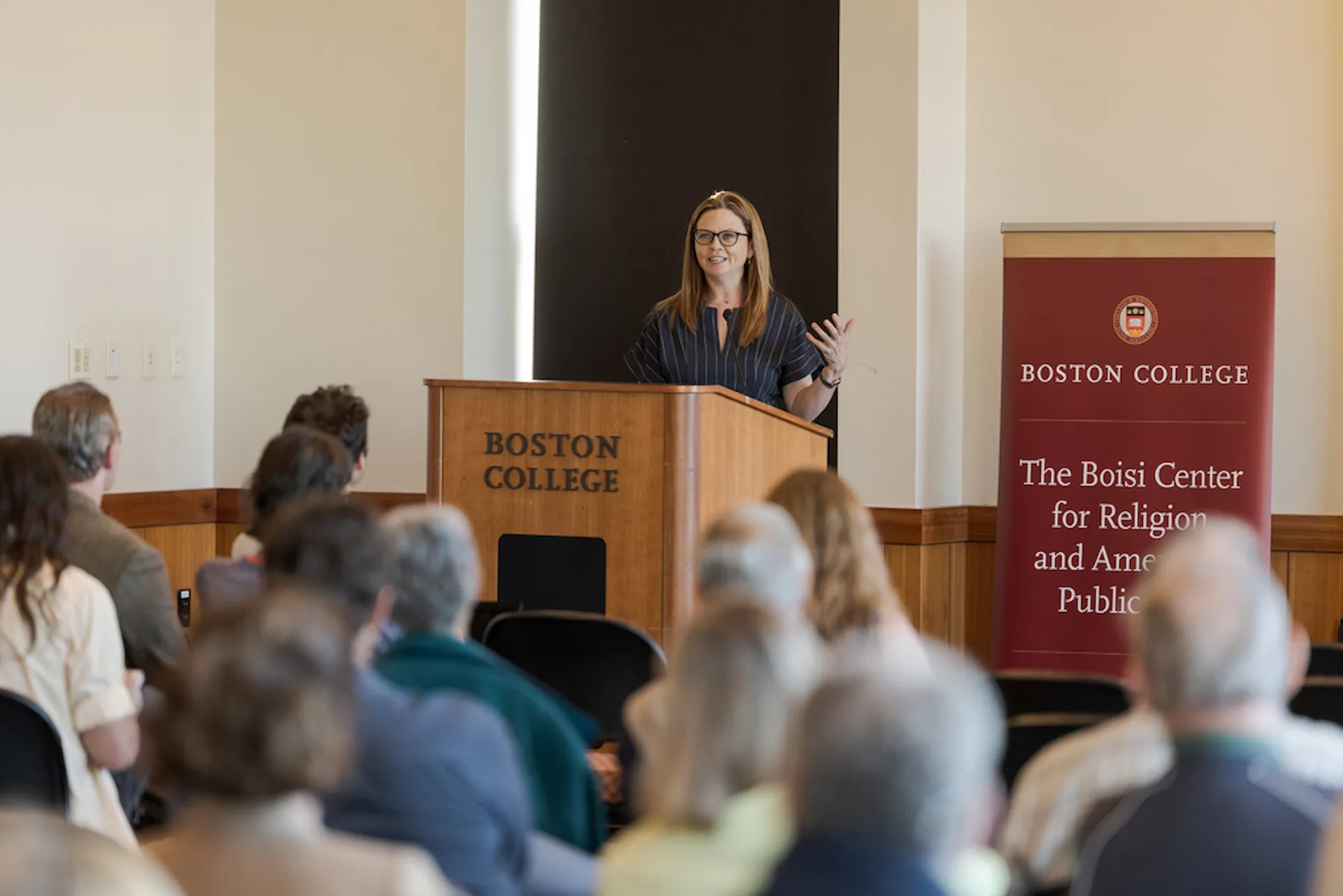Tania Tetlow at podium