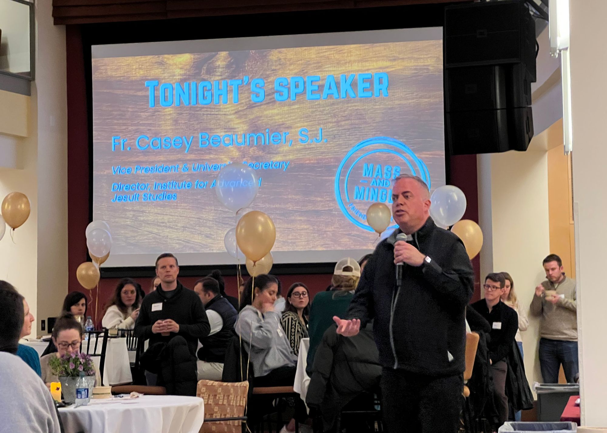 Mass and Mingle 7x5 photos carousel - 11