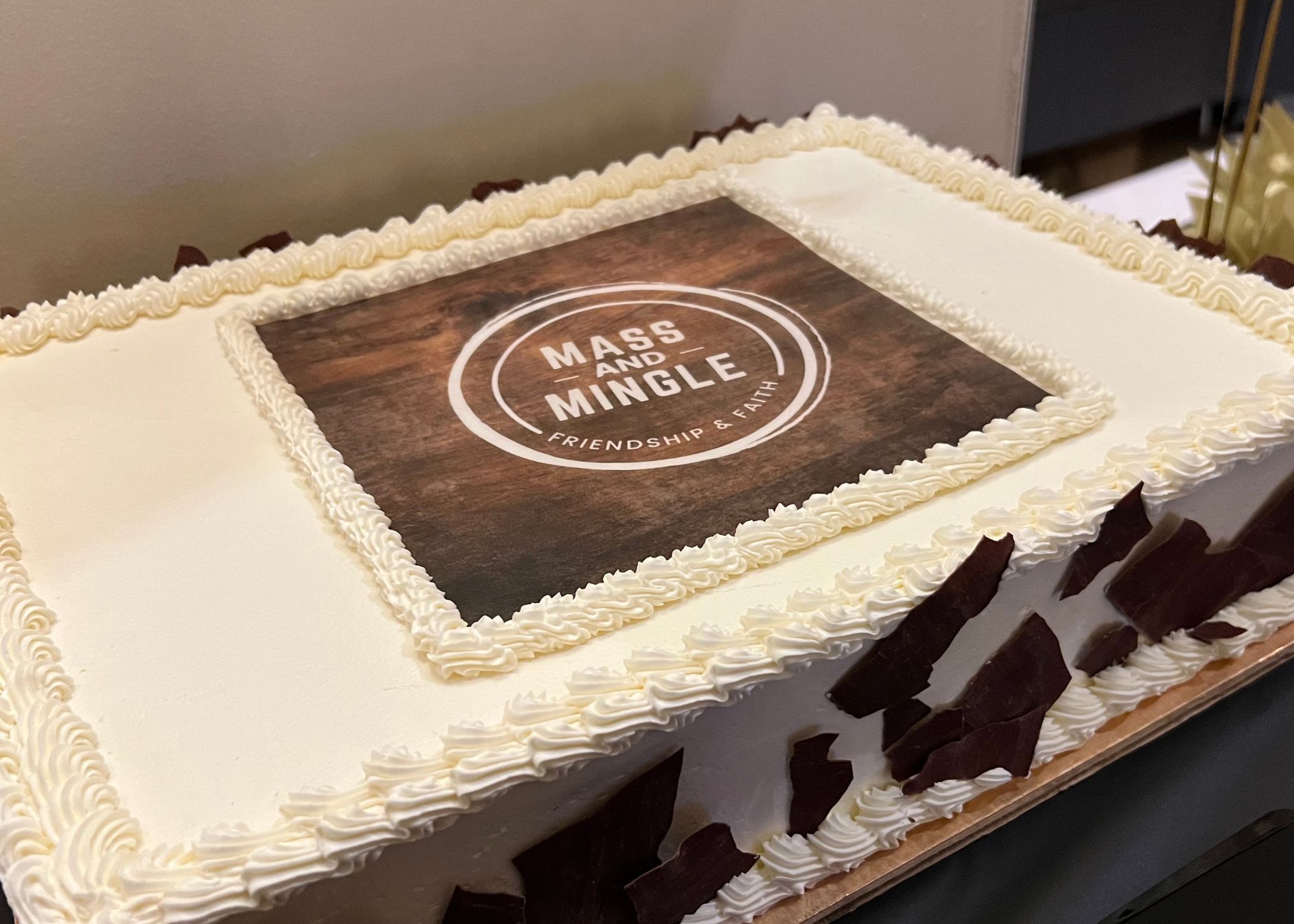 Mass and Mingle 7x5 photos carousel - 8