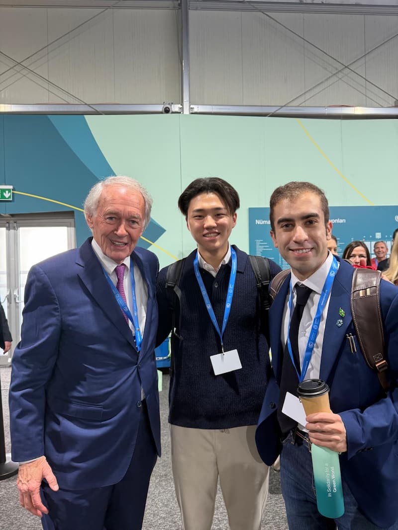 Gustavo and fellow COP29 Delegate Junsoo Chung with Ed Markey