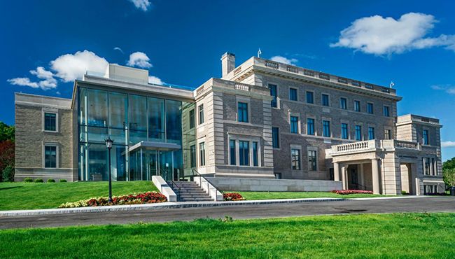 2101 Commonwealth Avenue